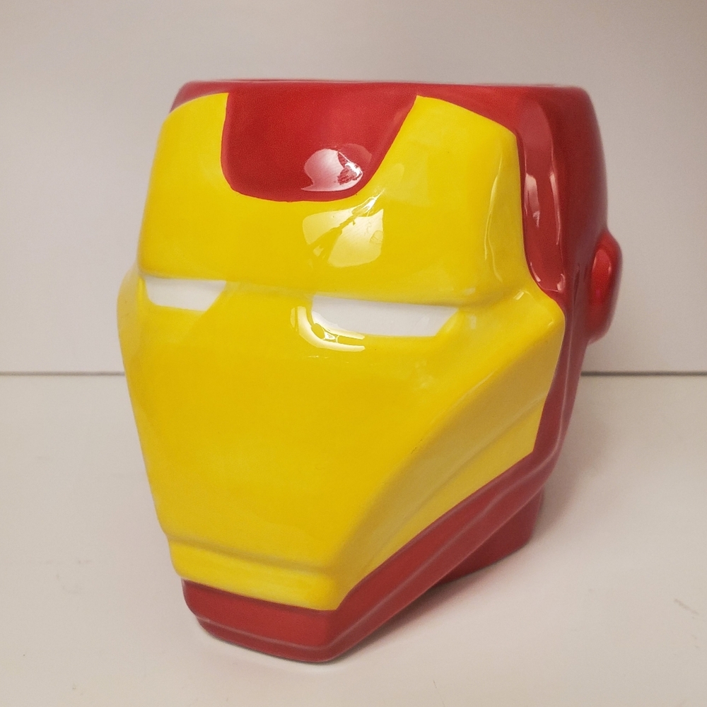 Marvel Iron Man Ceramic Mug 20oz/591ml